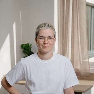 Louise Godard Montreuil, 